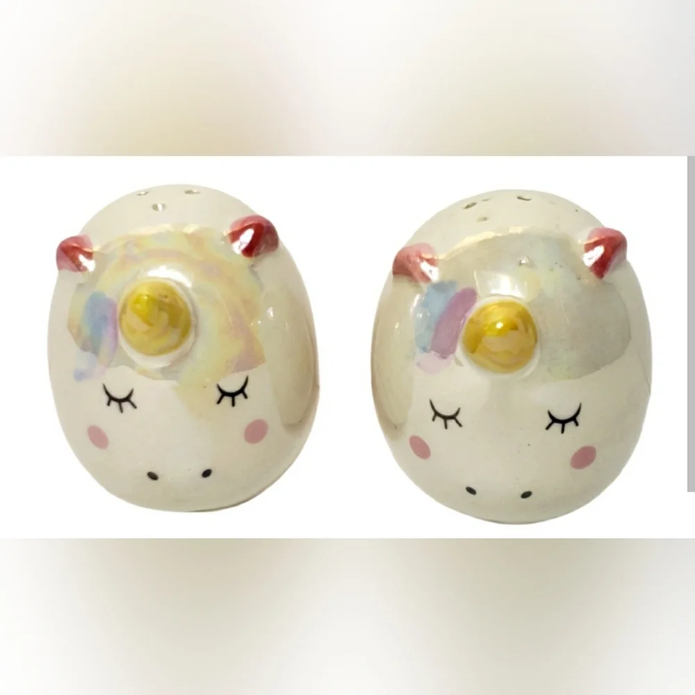 Just In: Brand New CUTE Porcelain Unicorn 🦄  Salt and Pepper Shakers